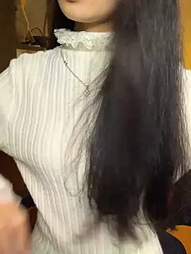 Snapshot of Nhinhi18 chatting on February 12, 2026, 4:46 pm Nhinhi18 online show from February 12, 2026, 4:46 pm