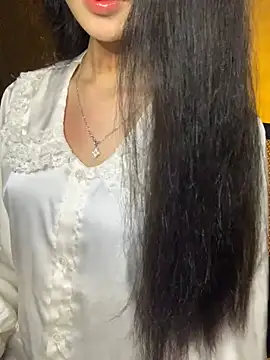 Snapshot of Nhinhi18 chatting on February 25, 2026, 4:16 pm Nhinhi18 online show from February 25, 2026, 4:16 pm