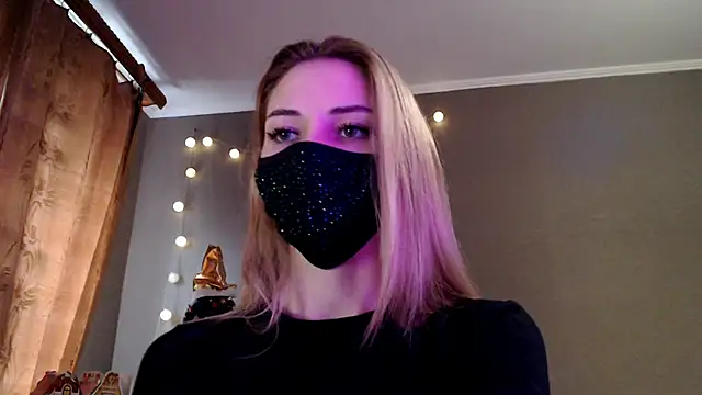 Iris lave online show from December 22, 2025, 12:13 pm