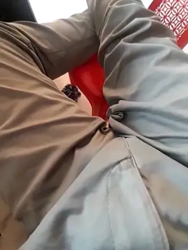 Snapshot of hackyourpussy@xh chatting on November 26, 2025, 10:05 am hackyourpussyxh online show from November 26, 2025, 10:05 am