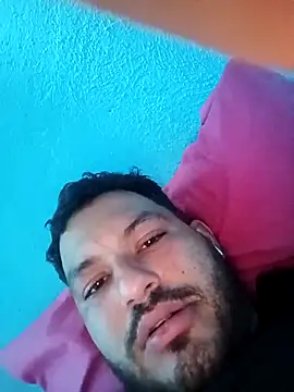 Snapshot of Frank0021 chatting on November 26, 2025, 2:01 am Frank0021 online show from November 26, 2025, 2:01 am