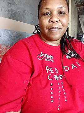 Snapshot of Moretl chatting on October 24, 2025, 10:00 am Moretl online show from October 24, 2025, 10:00 am