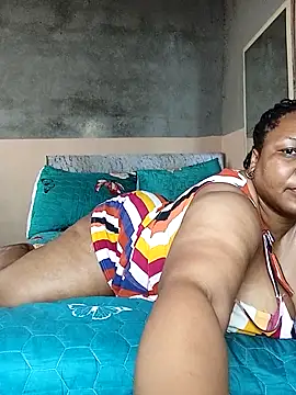 Snapshot of Moretl chatting on February 22, 2026, 12:15 pm Moretl online show from February 22, 2026, 12:15 pm