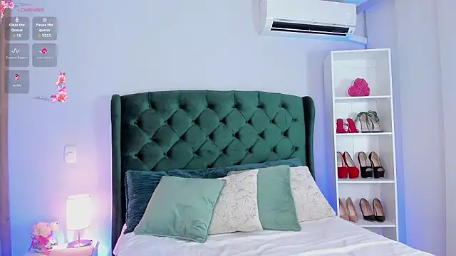 naughty fun room online show from March 12, 2026, 11:11 pm