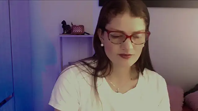 Snapshot of Camila-ventura chatting on May 31, 2026, 12:34 pm Camila-ventura online show from May 31, 2026, 12:34 pm