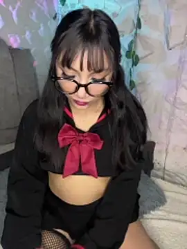 Maddy w online show from July 19, 2026, 1:53 am