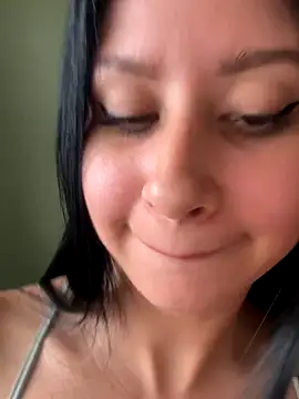 Snapshot of lucy_grey25 chatting on November 16, 2025, 7:08 pm lucy grey25 online show from November 16, 2025, 7:08 pm