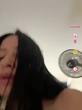 lucy grey25 online show from May 11, 2026, 4:04 pm