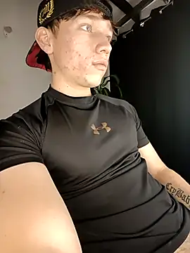 Logan sixxer online show from October 18, 2025, 8:42 pm