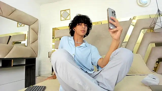 Ibratxandy online show from October 24, 2025, 1:18 pm