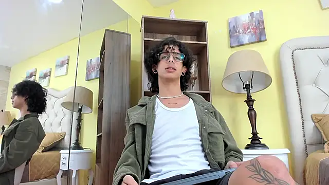 Ibratxandy online show from December 1, 2025, 7:30 pm