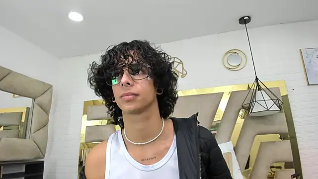 Ibratxandy online show from December 5, 2025, 6:59 pm