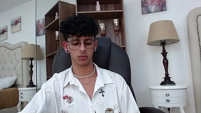 Ibratxandy online show from March 11, 2026, 7:09 pm