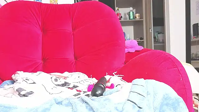Snapshot of Sharon_Black chatting on June 23, 2026, 11:58 pm Sharon Black online show from June 23, 2026, 11:58 pm