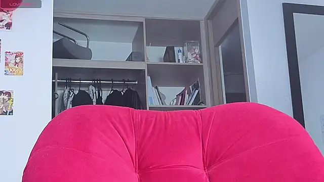 Snapshot of Sharon_Black chatting on July 9, 2026, 11:31 pm Sharon Black online show from July 9, 2026, 11:31 pm
