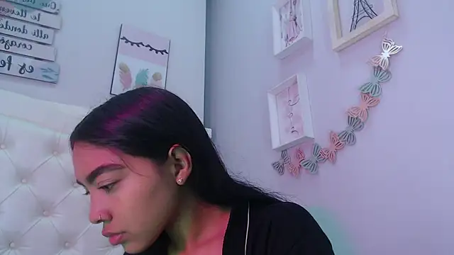 Snapshot of pocahontamoon chatting on September 26, 2025, 1:26 pm pocahontamoon online show from September 26, 2025, 1:26 pm