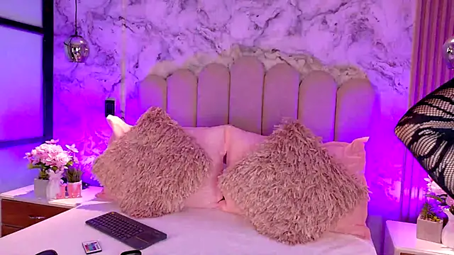 JessicaMason online show from December 15, 2025, 10:47 pm