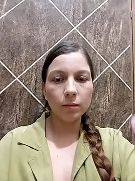 Arianna Moss online show from October 6, 2025, 2:09 am