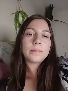 Arianna Moss online show from June 16, 2026, 2:25 am
