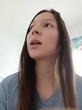 Arianna Moss online show from June 19, 2026, 2:32 pm