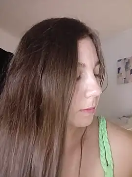 Arianna Moss online show from July 23, 2026, 3:37 am