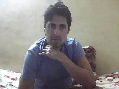 Snapshot of fleky chatting on June 18, 2026, 6:46 am fleky online show from June 18, 2026, 6:46 am