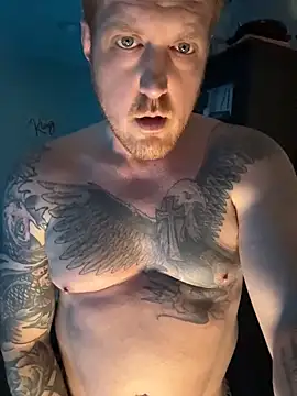 CloudyKingG online show from May 19, 2026, 3:35 am