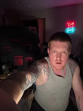 CloudyKingG online show from July 19, 2026, 8:18 am
