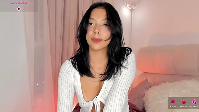 selene phmoon online show from May 3, 2026, 11:44 pm