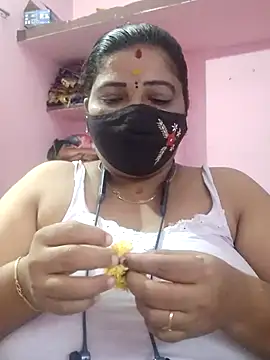 lathikaqueentamil online show from October 12, 2025, 5:06 am