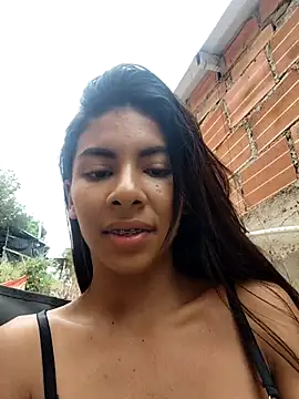 chaparritahot99 online show from October 23, 2025, 11:42 am