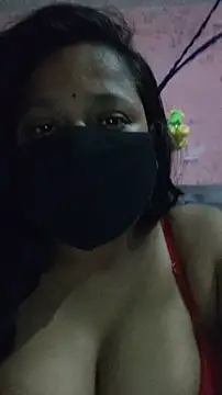 shalubhabhi69 online show from May 7, 2026, 7:19 pm