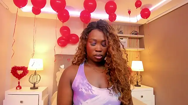 SerenaWinslow online show from February 18, 2026, 12:12 pm