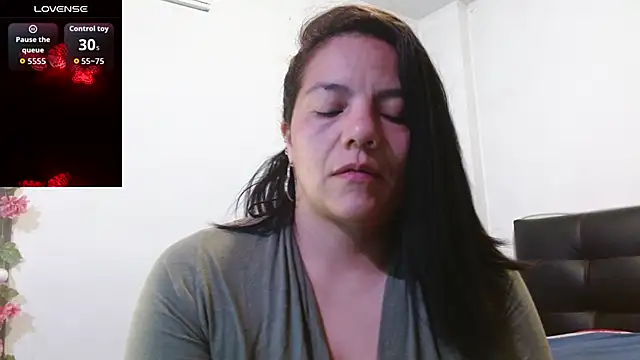 Megan Milf   online show from March 4, 2026, 12:33 pm