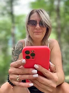 Snapshot of Milena-MilfaXXX chatting on July 2, 2026, 3:56 am Milena-MilfaXXX online show from July 2, 2026, 3:56 am