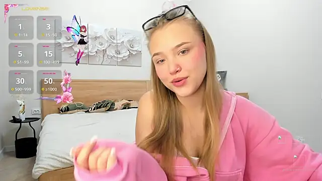 flooora 0 online show from October 10, 2025, 12:42 am