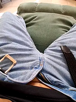 pullitoff online show from November 28, 2025, 7:16 pm