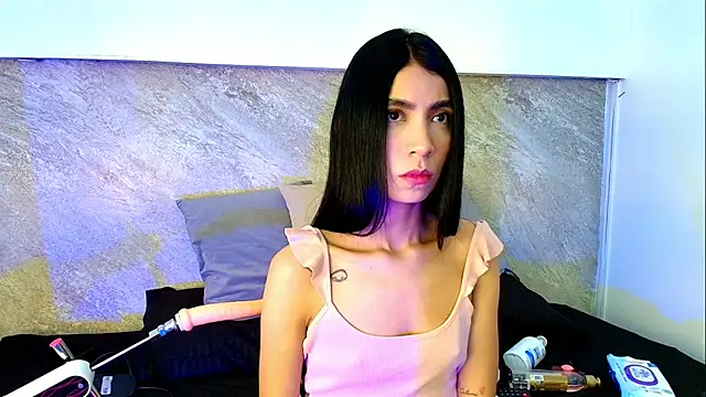 Snapshot of Dixie_grey1 chatting on October 22, 2025, 2:17 pm Dixie grey1 online show from October 22, 2025, 2:17 pm