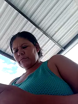 hotmom33 online show from September 10, 2025, 7:03 pm