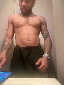 Snapshot of 1mistaGoodWood chatting on April 18, 2026, 1:26 pm 1mistaGoodWood online show from April 18, 2026, 1:26 pm