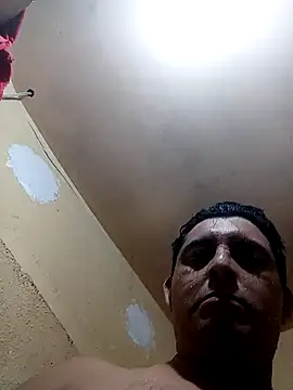 125Delfin90 online show from September 28, 2025, 11:10 pm