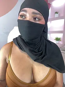 Natashaaa1 online show from June 17, 2026, 7:59 pm