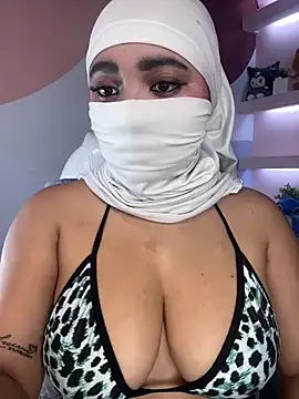 Natashaaa1 online show from June 25, 2026, 8:02 pm