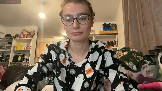 harleyblair online show from December 22, 2025, 11:13 pm