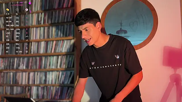 Snapshot of jim_dj chatting on October 9, 2025, 2:59 pm jim dj online show from October 9, 2025, 2:59 pm