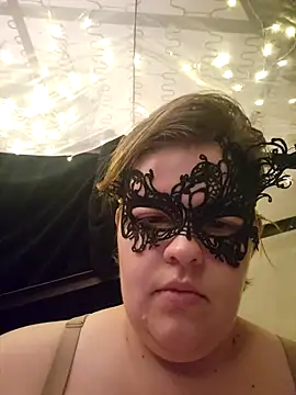 VeiledMuse online show from October 2, 2025, 1:12 am