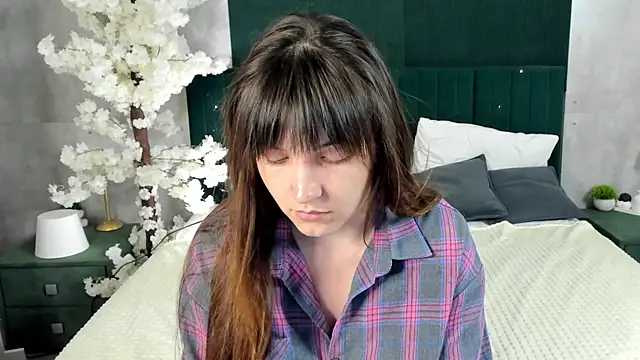 MalvinaDream online show from June 26, 2026, 1:21 am