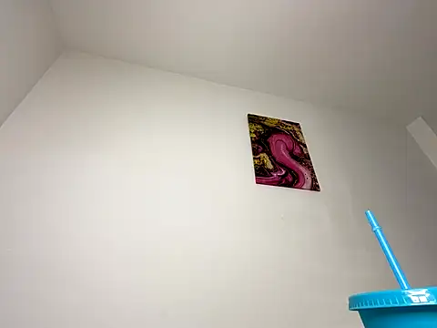 Snapshot of BlueEyes_BB chatting on September 30, 2025, 2:44 pm BlueEyes BB online show from September 30, 2025, 2:44 pm