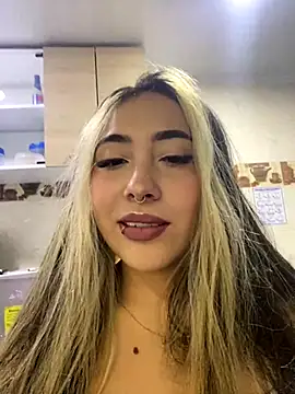 Snapshot of _ManuVeelez chatting on September 9, 2025, 2:55 am ManuVeelez online show from September 9, 2025, 2:55 am