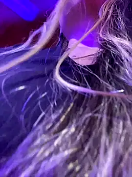 Snapshot of _ManuVeelez chatting on September 19, 2025, 5:53 am ManuVeelez online show from September 19, 2025, 5:53 am